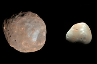 Marsove mesiace Phobos a Deimos